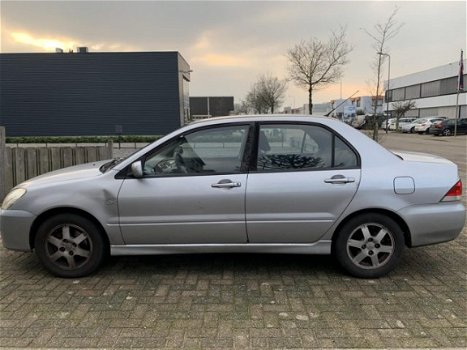 Mitsubishi Lancer - 1.6 Comfort Sedan - 1