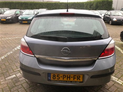 Opel Astra - 1.8 Sport 5-deurs electrische ramen+spiegels lm-velgen cruise controle trekhaak 109dzkm - 1