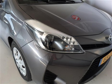 Toyota Yaris - 1.5 Full Hybrid Aspiration Automaat, Navi, Hybrid, camera - 1