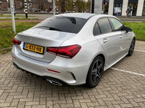 Mercedes-Benz A-klasse - 180 | Sedan | AMG Night | Pano. dak | DAB+ - 1