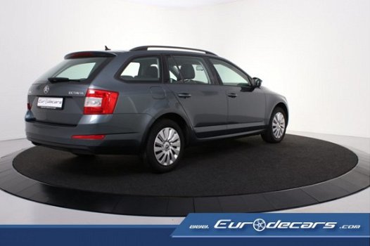 Skoda Octavia Combi - 1.6 TDI Greenline *Navigatie*Climate Control*Pdc - 1