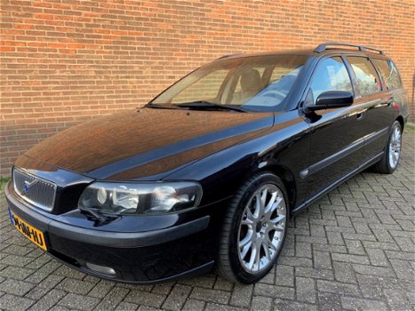 Volvo V70 - T5 250pk Handbak - 18inch - Heico uitlaten - 1