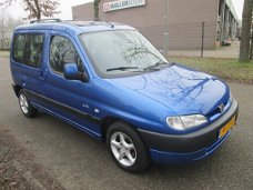 Peugeot Partner - 1.6-16V Combispace Zenith airco, cruise cntr, 2x schuifdeur, trekhaak