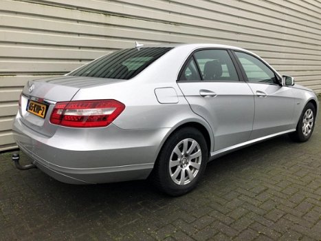 Mercedes-Benz E-klasse - 200 CDI Automaat, Navigatie, Trekhaak, Nieuwstaat - 1