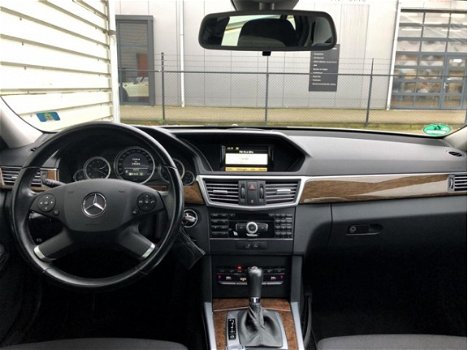 Mercedes-Benz E-klasse - 200 CDI Automaat, Navigatie, Trekhaak, Nieuwstaat - 1