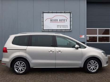 Volkswagen Sharan - 2.0 TSI Highline Automaat/Navigatie/Schuifdak - 1