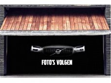 Volvo V70 - 2.4 D5 Kinetic 5 cilinder 185PK / Cruise Control / Lederen Bekleding / Navigatie / Trekh