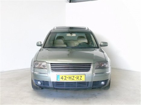 Volkswagen Passat Variant - 2.8 V6 Highline 4Motion - 1