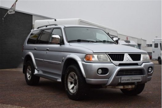 Mitsubishi Pajero Sport - 3.0 V6 GLS Panel Van 4x4 170 pk grijs kenteken climate ctr cruise ctr lede - 1