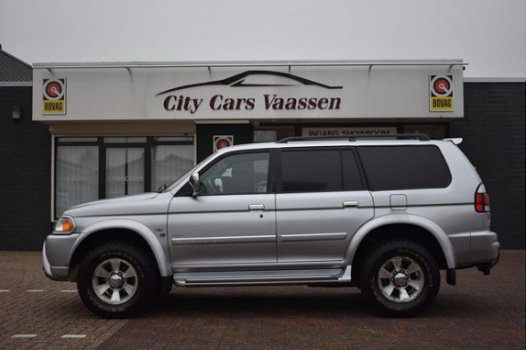 Mitsubishi Pajero Sport - 3.0 V6 GLS Panel Van 4x4 170 pk grijs kenteken climate ctr cruise ctr lede - 1