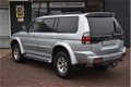 Mitsubishi Pajero Sport - 3.0 V6 GLS Panel Van 4x4 170 pk grijs kenteken climate ctr cruise ctr lede - 1 - Thumbnail