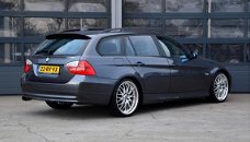 BMW 3-serie Touring - 320d Dynamic Executive * LEER * NAVIGATIE * AUTOMAAT * SPORTSTOELEN * XENON