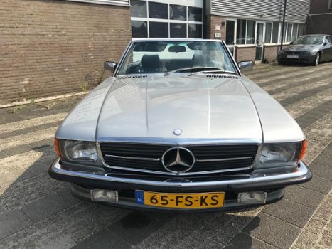 Mercedes-Benz SL-klasse - 500 SL 1982 Europees met historie - 1