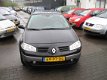 Renault Mégane Grand Tour - 1.6-16V Expression Comfort - 1 - Thumbnail