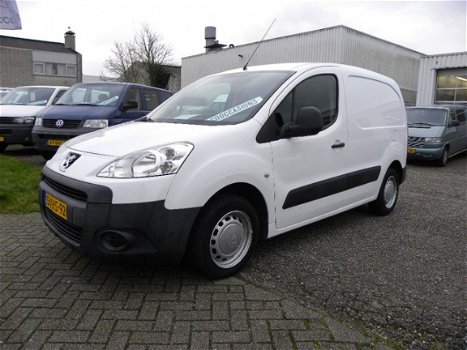 Peugeot Partner - 120 1.6 HDI Airco, trekhaak, NAP - 1