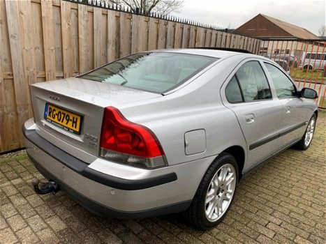 Volvo S60 - 2.5 T AWD Geartronic - YoungTimer - 1