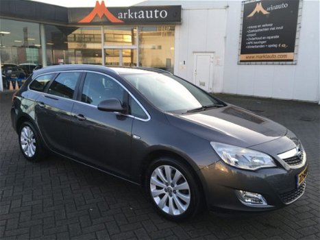 Opel Astra Sports Tourer - 1.4 Cosmo Navi Usb Bluetooth Trekhaak Parkeersensoren - 1