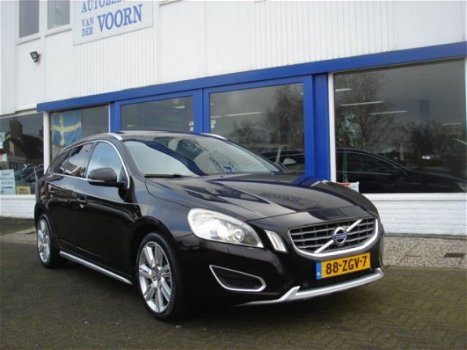 Volvo V60 - 2.4 D5 SUMMUM, AUT, LEDER, SCHUIFD, 18INCH, XENON NW ST - 1