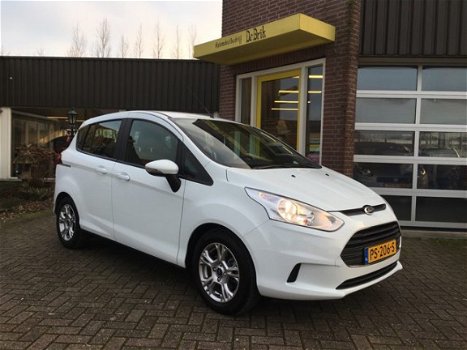 Ford B-Max - 1.4 90pk, 4 cilinder, Parkeersensoren, Bluetooth carkit - 1