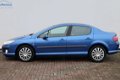 Peugeot 407 - 2.2-16V 158pk 6bak, XS uitv., Clima, 1/2 leder, armsteun, elek pakket, cpv - 1 - Thumbnail