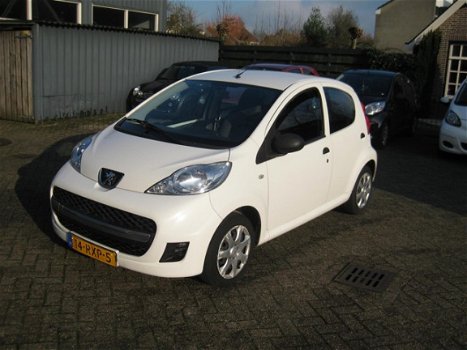 Peugeot 107 - 1.0 12V 68PK 5D XR - 1