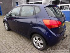 Kia Venga - 1.4 CRDI X-ECUTIVE 90