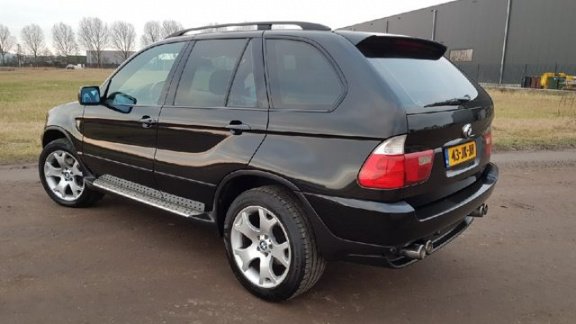 BMW X5 - 3.0i EXE/AUT/NAVI/LEER/19