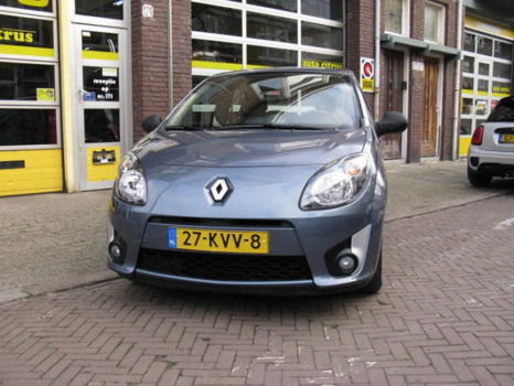 Renault Twingo - 1.2-16V Authentique - 1