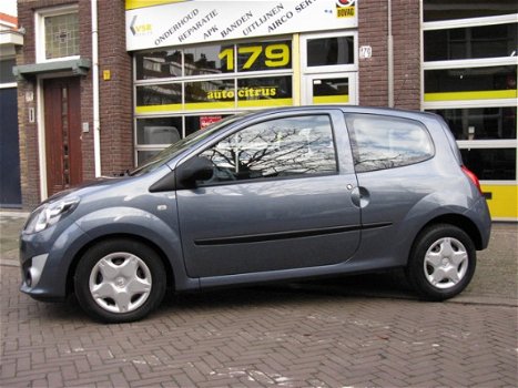 Renault Twingo - 1.2-16V Authentique - 1