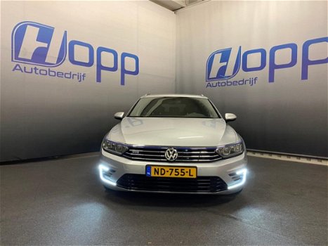 Volkswagen Passat Variant - 1.4 TSI GTE Connected Series Plus VOL JAAR GARANTIE €24.150, - INCL BTW - 1