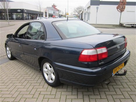 Opel Omega - 2.2i-16V Elegance - 1