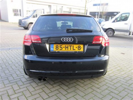 Audi A3 Sportback - 2.0 TDI Ambit. B.E - 1