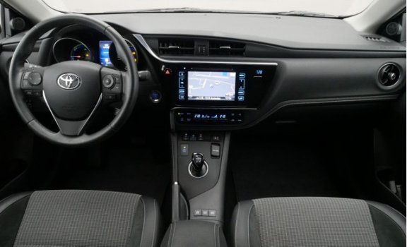 Toyota Auris - 1.8 Hybrid Lease Pro, Automaat, LED, Navigatie, Panoramadak - 1