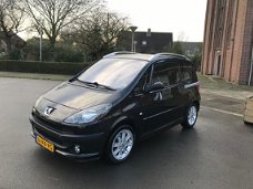 Peugeot 1007 - 1.6-16V Sporty AUTOMAAT