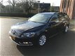 Volkswagen Passat Variant - 1.6 TDI Comfortline BlueMotion NAVIGATIE / TREKHAAK - 1 - Thumbnail