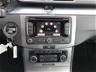 Volkswagen Passat Variant - 1.6 TDI Comfortline BlueMotion NAVIGATIE / TREKHAAK - 1 - Thumbnail