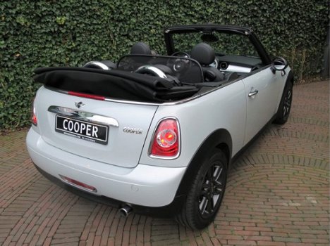 Mini Mini Cabrio - 1.6 Cooper Chili R57 LCI met Navi, HK Hifi, Xenon en Leder - 1