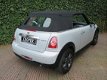 Mini Mini Cabrio - 1.6 Cooper Chili R57 LCI met Navi, HK Hifi, Xenon en Leder - 1 - Thumbnail