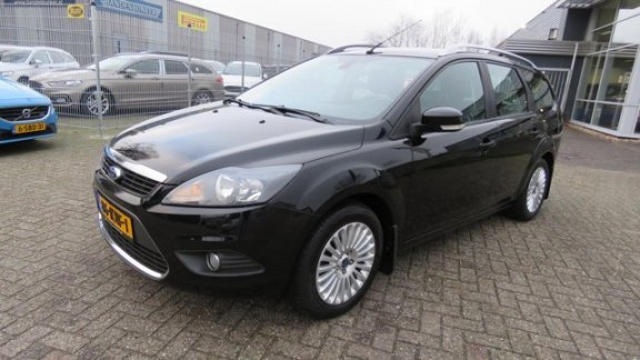 Ford Focus Wagon - 1.8 Limited Leer, Navigatie, Trekhaak, PDC, 127213 km - 1