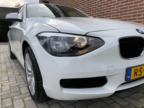 BMW 1-serie - 114i EDE |Airco|5deurs|Stoelverm|PDC|Wit - 1