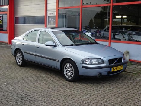 Volvo S60 - 2.4 Edition automaat - 1