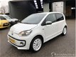 Volkswagen Up! - 1.0i highline 5drs - navi - leer/alcantara - parelmoer - airco - pdc - cruise contr - 1 - Thumbnail