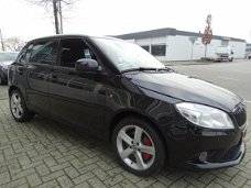 Skoda Fabia - 1.4 TSI RS DSG Cruise Airco Stoelverw. *180PK