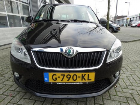 Skoda Fabia - 1.4 TSI RS DSG Cruise Airco Stoelverw. *180PK - 1