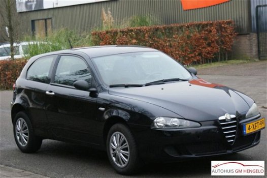 Alfa Romeo 147 - 1.6 T.Spark 16V Nieuwe APK - 1