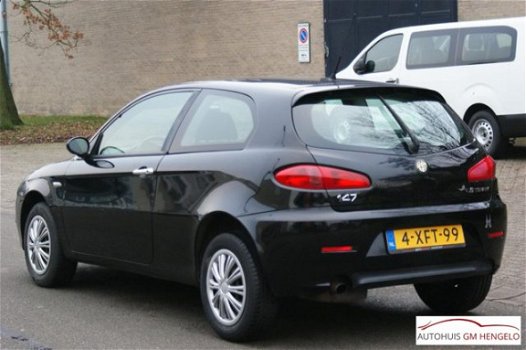 Alfa Romeo 147 - 1.6 T.Spark 16V Nieuwe APK - 1