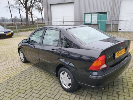 Ford Focus - 1.6-16V Cool Edition Leuke en goed rijdende Focus, met NAP - 1