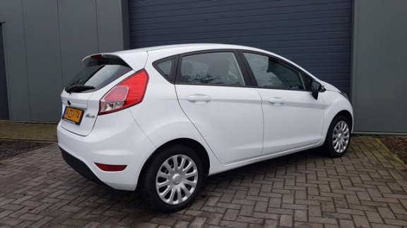 Ford Fiesta - 1.0 5DEURS Style NAVIGATIE/AIRCO N.AP 35720 KM - 1