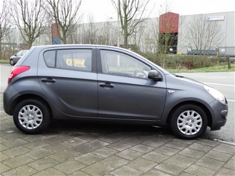 Hyundai i20 - 1.2i i-Drive - AIRCO - ELEKTRISCHE RAMEN - APK TOT 08/2020 - ACTIE PRIJS - 1