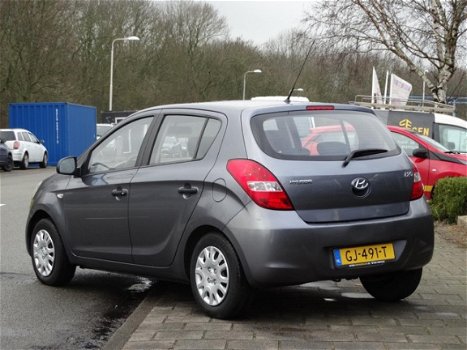 Hyundai i20 - 1.2i i-Drive - AIRCO - ELEKTRISCHE RAMEN - APK TOT 08/2020 - ACTIE PRIJS - 1